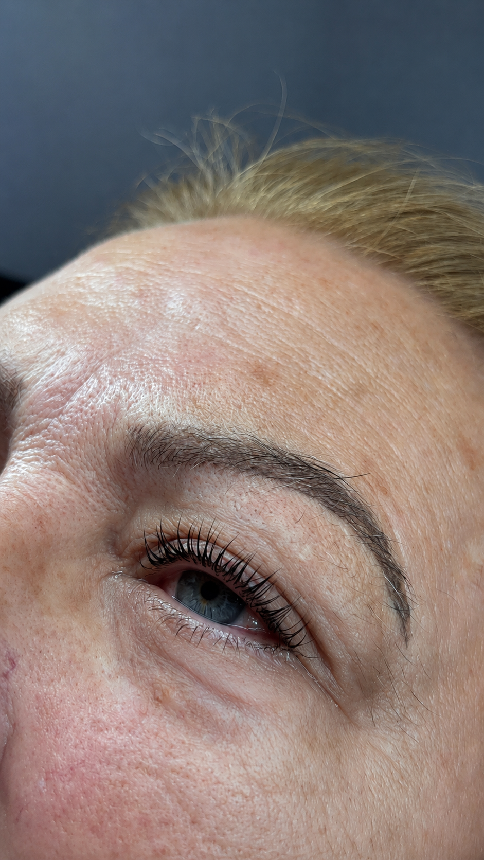 Servicios de cejas de Alejandra Nails