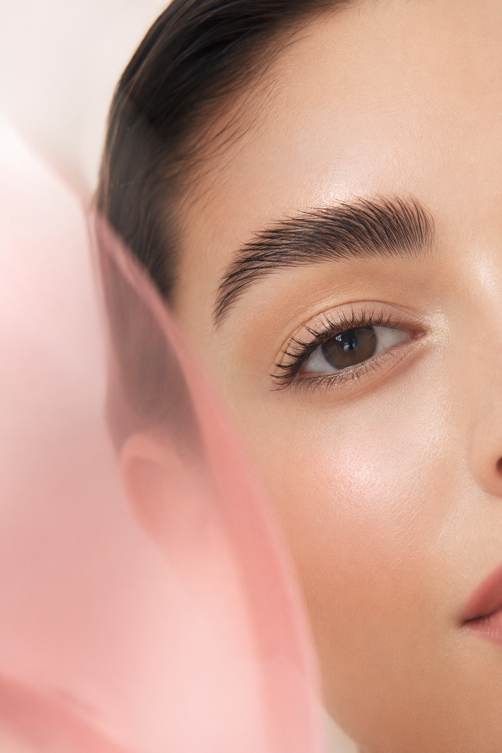 Laminado de cejas de Alejandra Nails